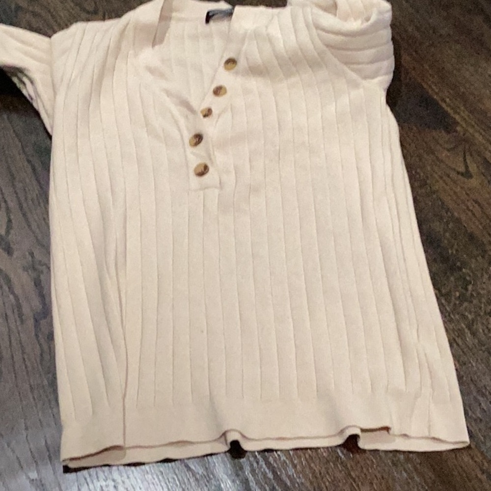Chic Cream Ribbed Button-Up Top - Picture 2 of 4